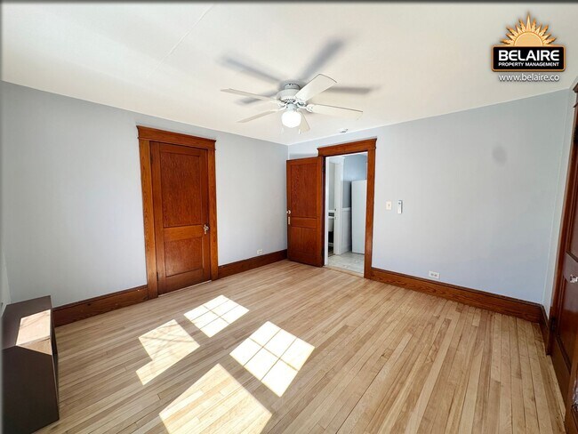 Building Photo - 107 2nd St