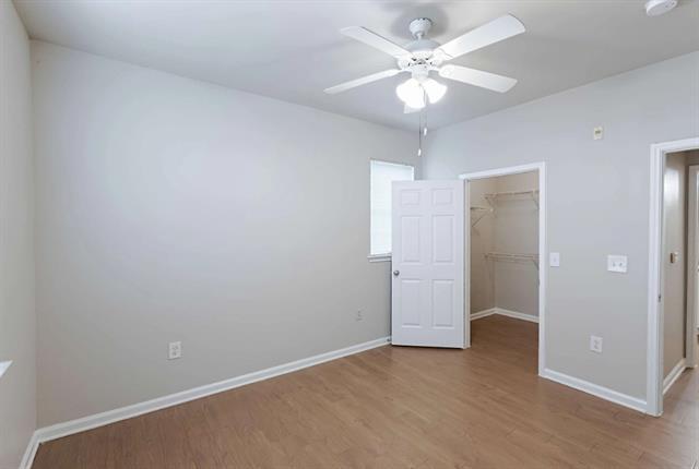 Building Photo - 10505 S I-35 Frontage Rd