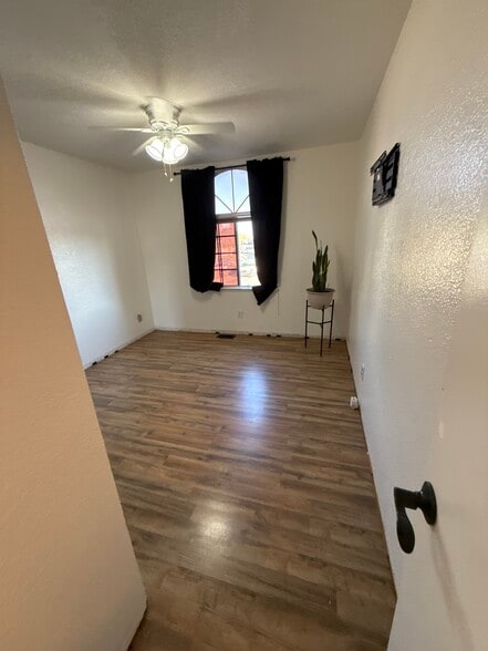 Building Photo - 1006 Acaciawood Ct