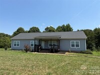 Building Photo - 1311 E Memorial Hwy