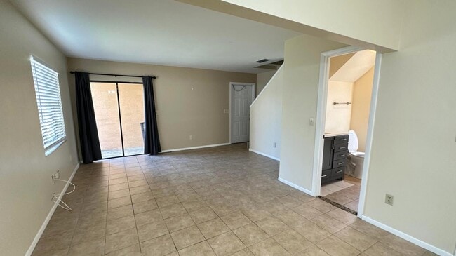 Building Photo - 642 Eldorado St