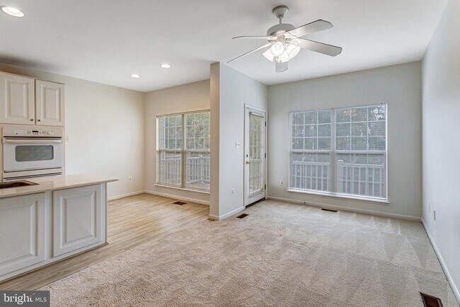 Building Photo - 14217 Hunters Run Way