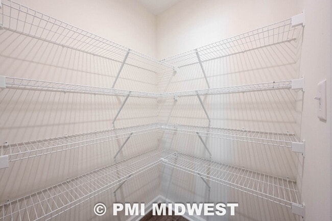 Building Photo - 10828 Penwell Wy