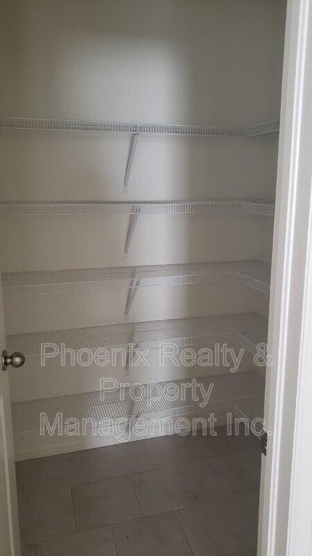 Building Photo - 337 Stone Creek Dr