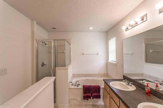 Building Photo - 12096 Coachman Lakes Way