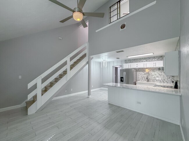 Building Photo - MODERN! Walk to FSU 2/2 w/ Marble Counters, Stainless Steel Appliances, & Privacy Fenced Yard! Av...