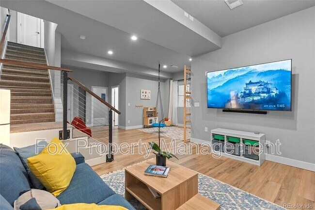 Building Photo - 6771 Raritan Dr
