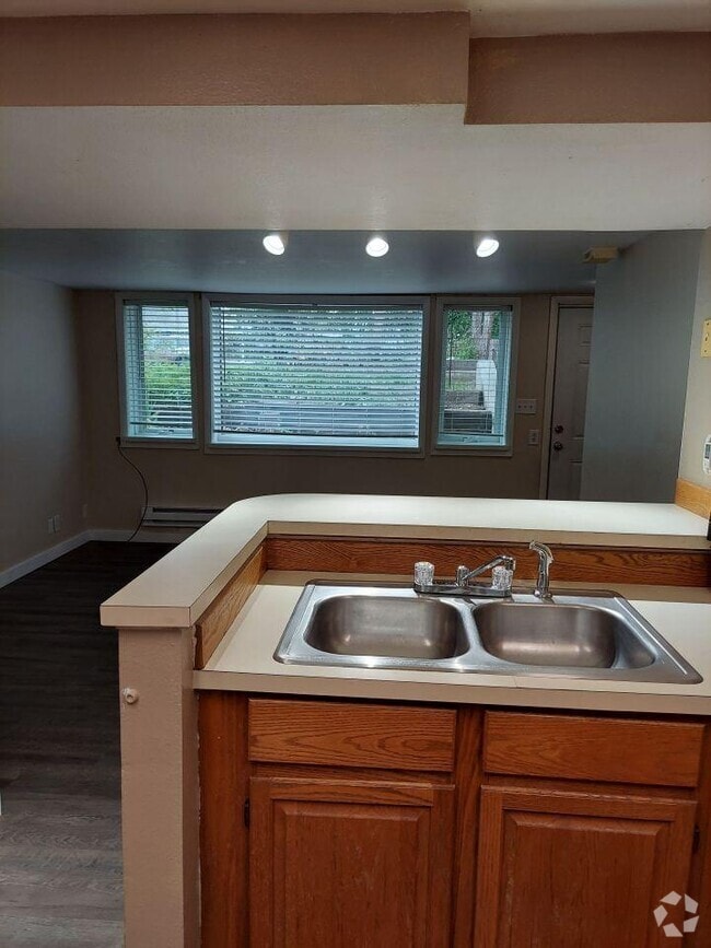 Building Photo - 3 bedroom in Billings MT 59102