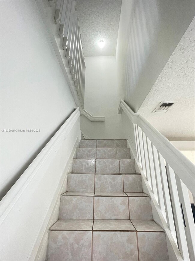 Building Photo - 15869 SW 70th Terrace