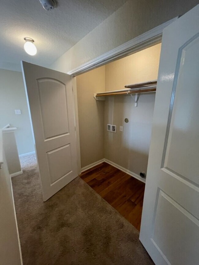 Building Photo - Spacious 3-Bedroom Home for Lease in Luckey Ranch off I-90 near Loop 1604