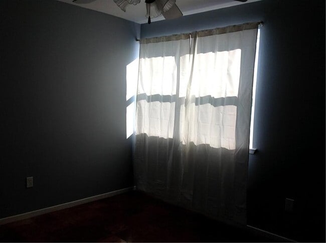 Building Photo - 5801 Rosalie Ct