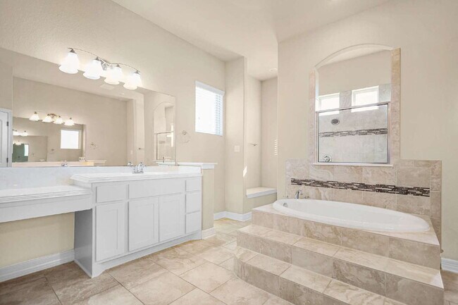 Building Photo - Beautiful 4-Bedroom Home in Stevens Ranch ...