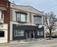 Building Photo - ad108