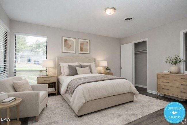 Building Photo - 120 Rectory St