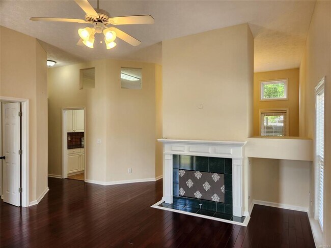 Building Photo - 742 Ryefield Ct