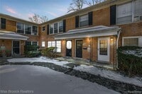 Building Photo - 3206 Shenandoah Dr