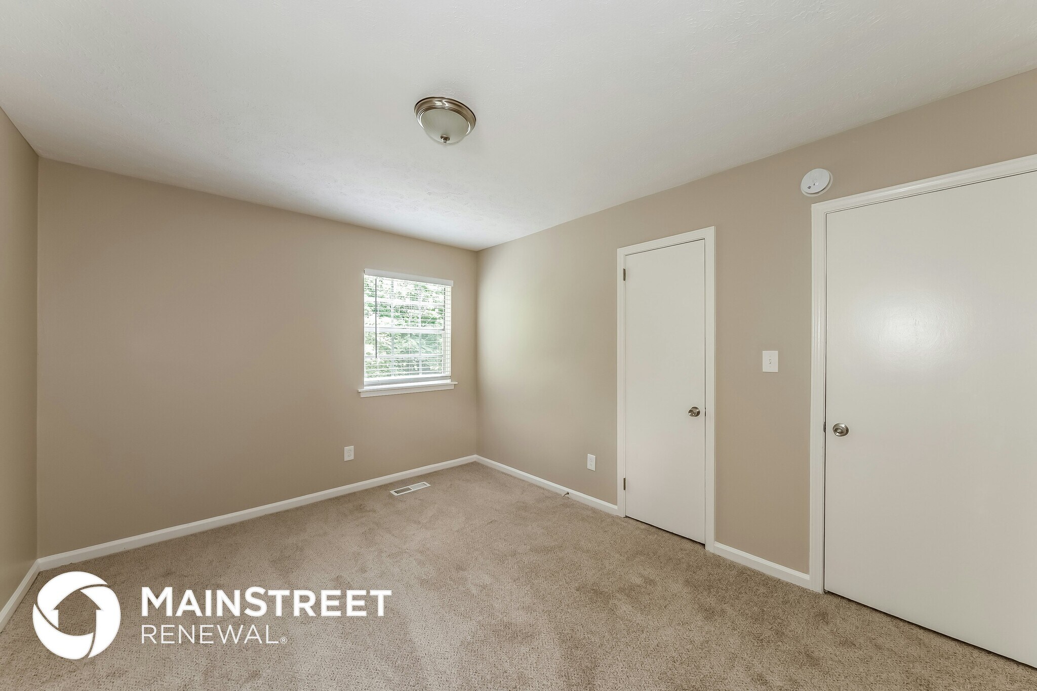 Building Photo - 305 St John Rd NW