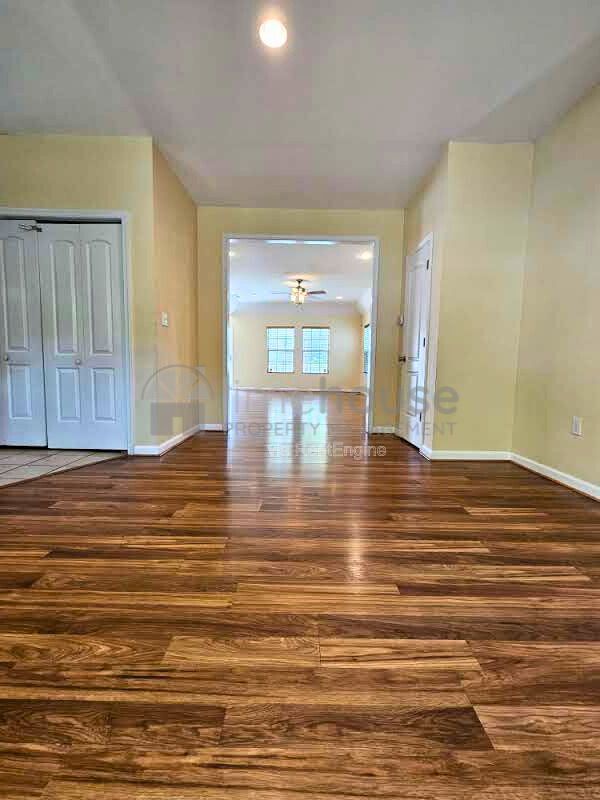 Building Photo - 1408 Colon Ave