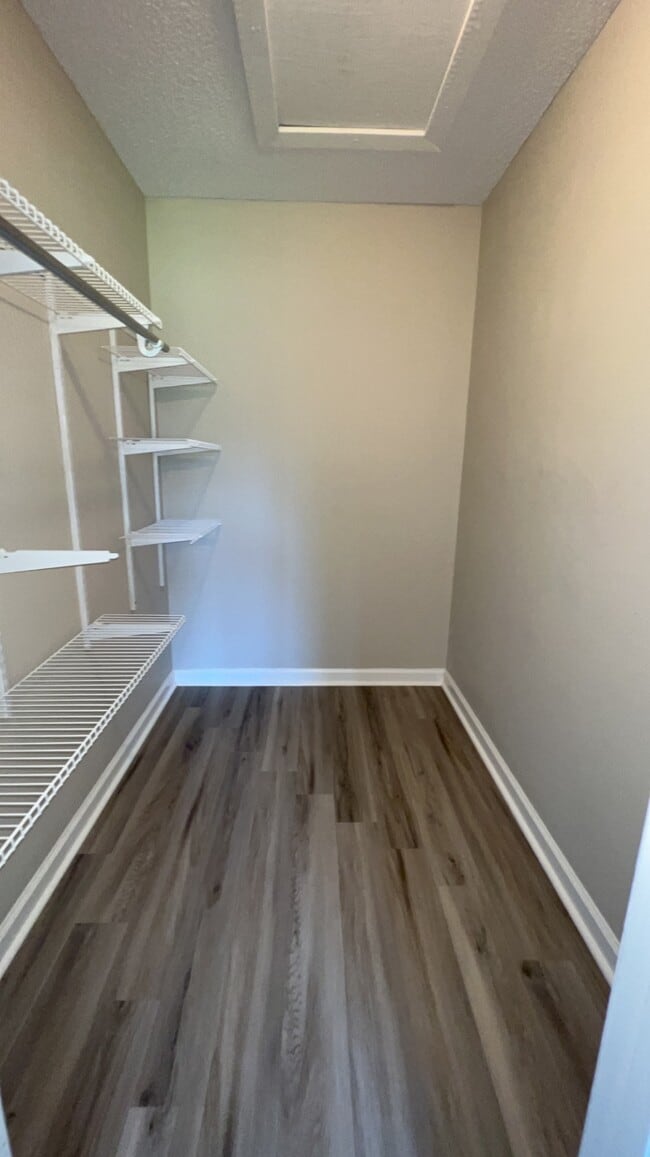 Building Photo - 754 Melissa Dr