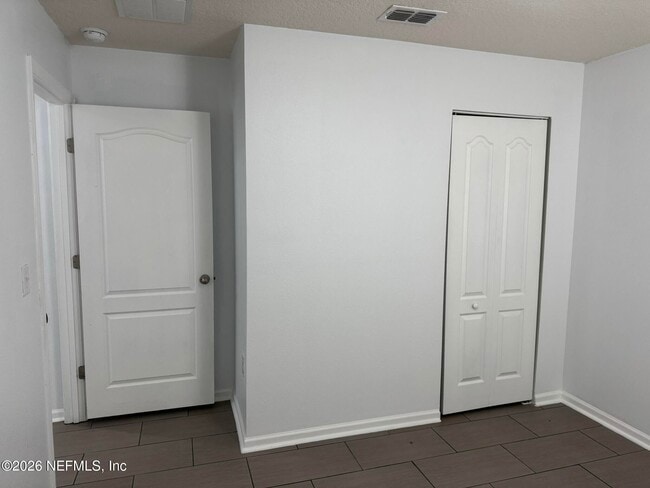 Building Photo - 95090 Timberlake Dr