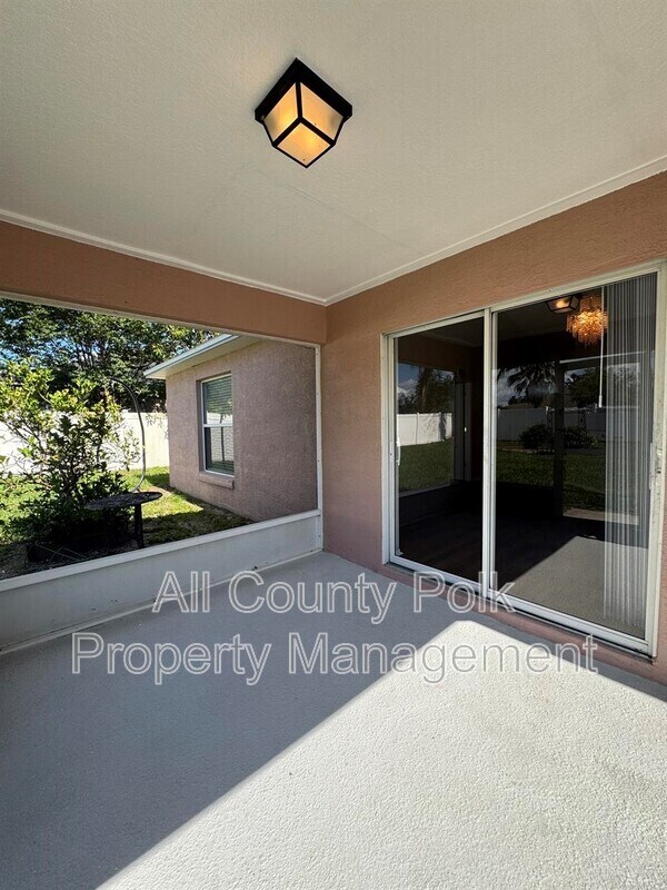 Building Photo - 601 Willet Cir