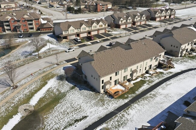 Building Photo - 8261 Pecan Pl