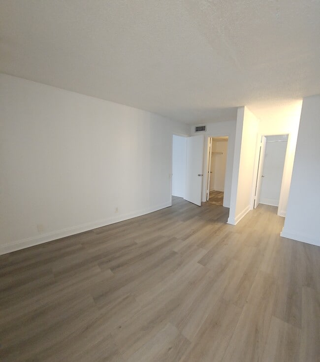 Building Photo - 4537 Treehouse Ln