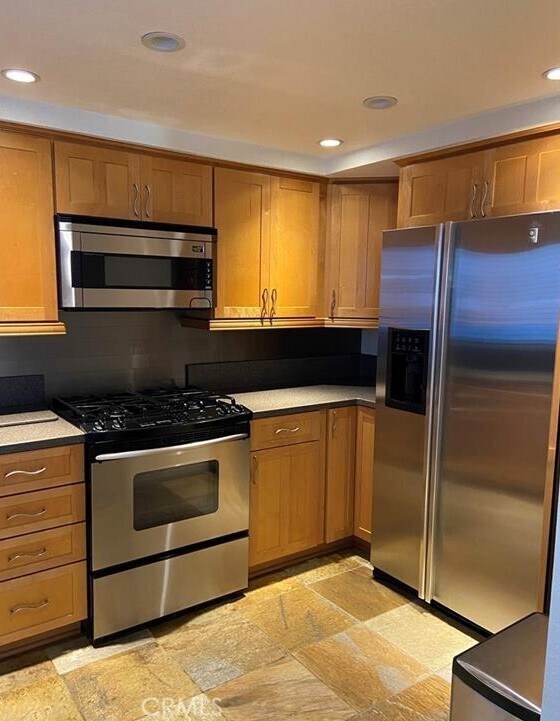 Building Photo - 16602 Algonquin St