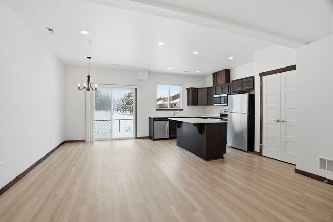 Building Photo - 1582 Latitude Ln