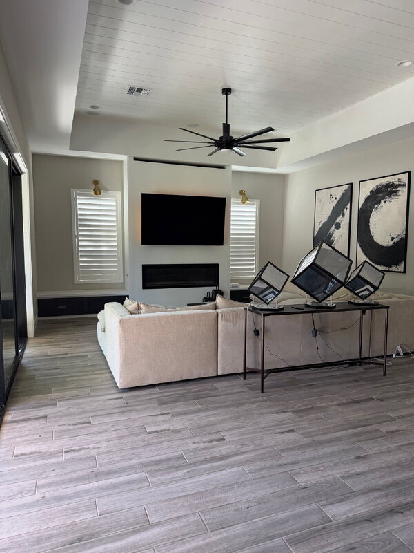 Building Photo - 4191 S Emerald Dr