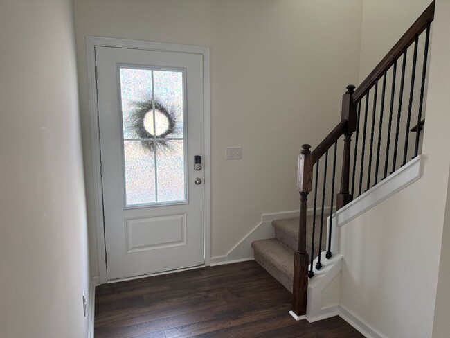 Building Photo - 3 Bedroom Condo Central Jonesborough