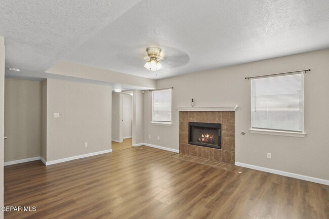 Building Photo - 2933 Pebble Rock Pl