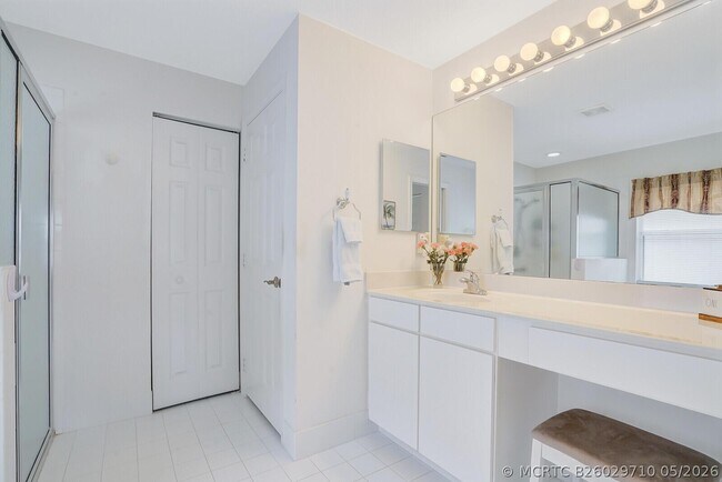 Building Photo - 5335 Vernio Ln