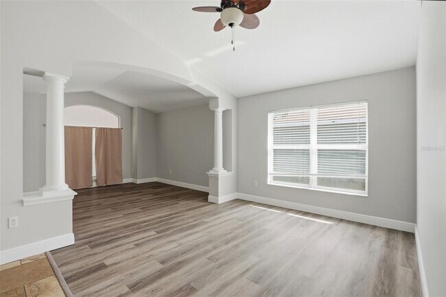 Building Photo - 3816 Beaumont Loop