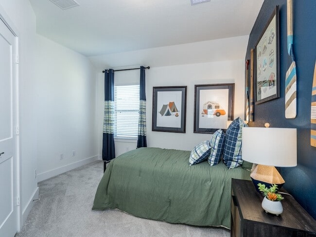 Building Photo - 13210 Wood Leaf Pk