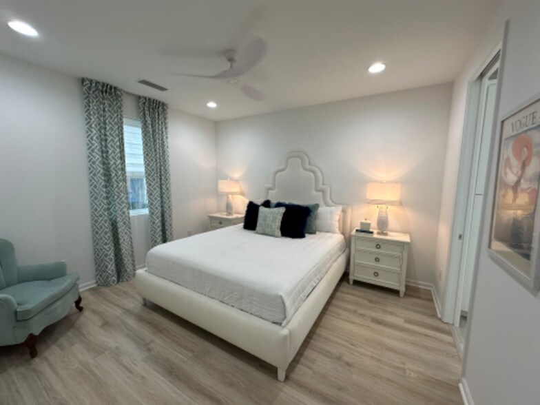Building Photo - 8982 Coral Reef Wy