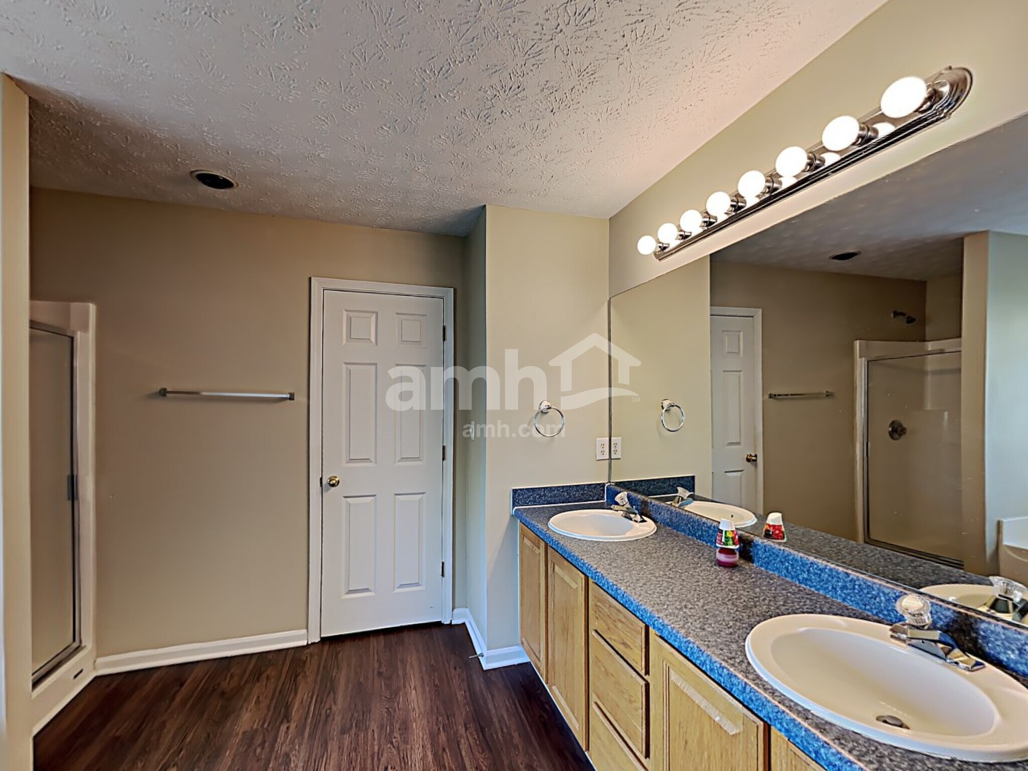 Building Photo - 714 Baskins Cir