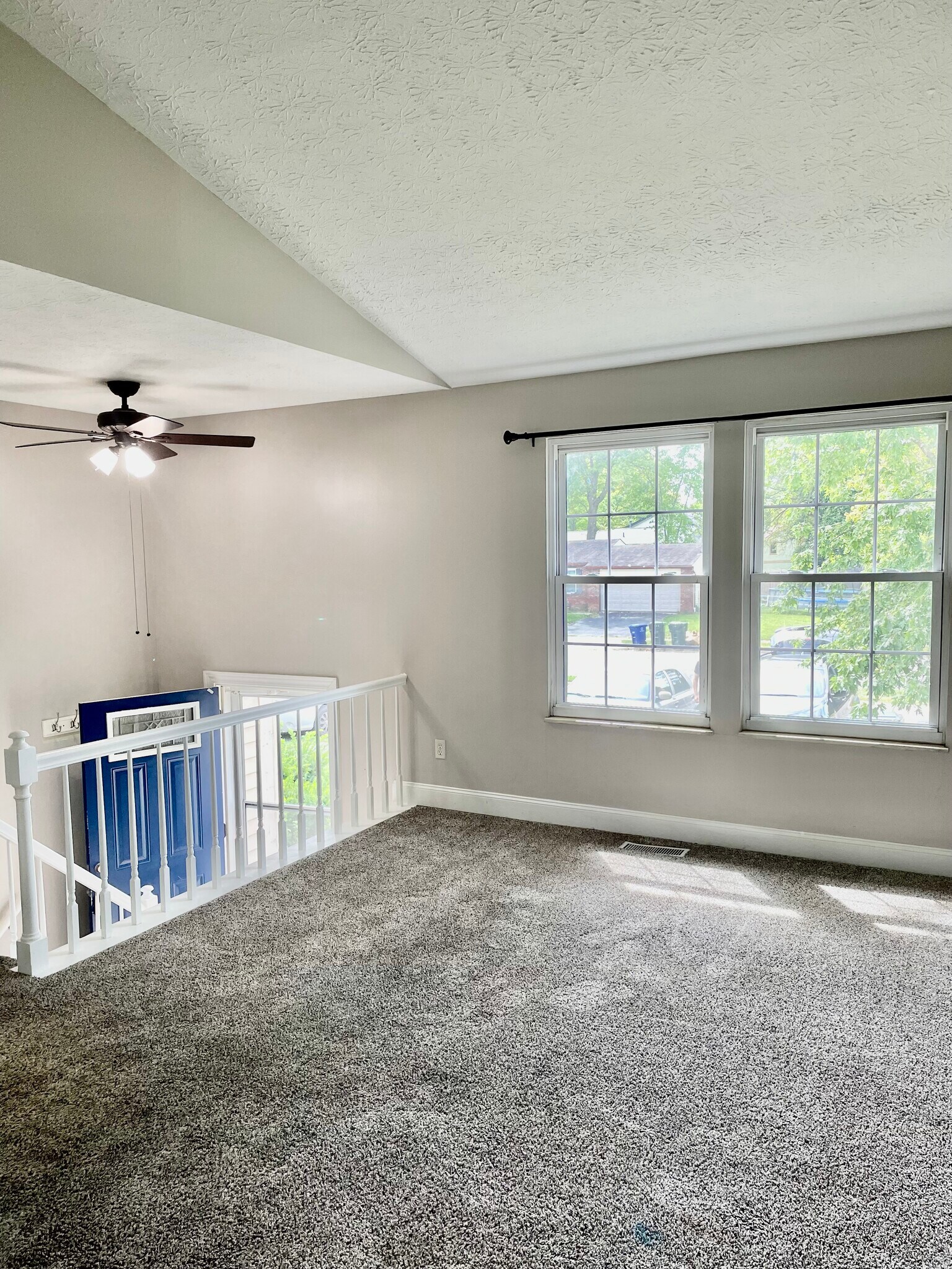 Loft Living area - 5042 Magnolia Blossom Blvd