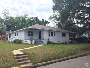 Building Photo - Available Now FAMU Campus!  Bright and Sun...