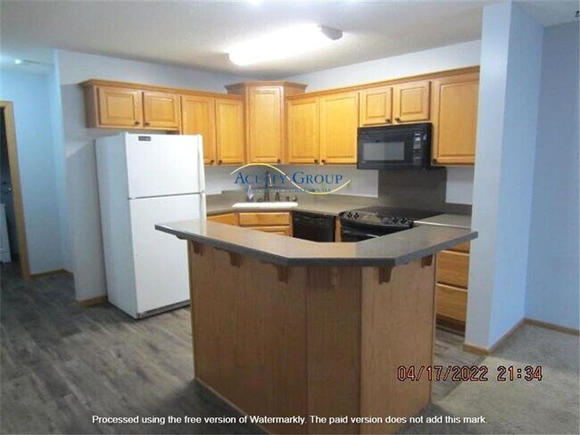 Building Photo - 2BR, 2BA St Michael Townhome