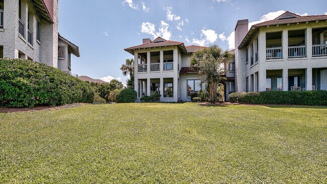 Building Photo - 38 Leeward Ct