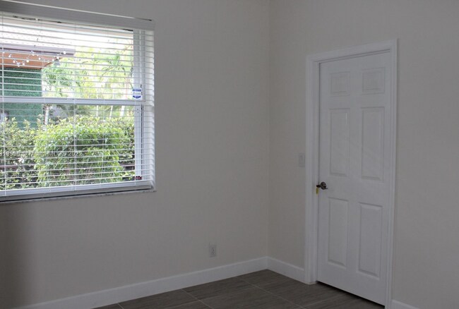 Building Photo - 2644 Miller Ct