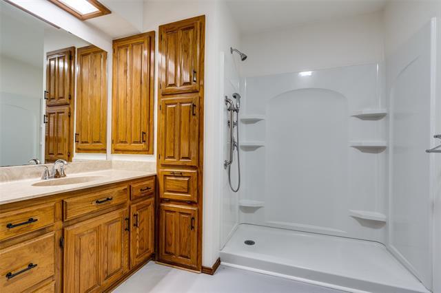 Building Photo - 2917 Fladger Dr