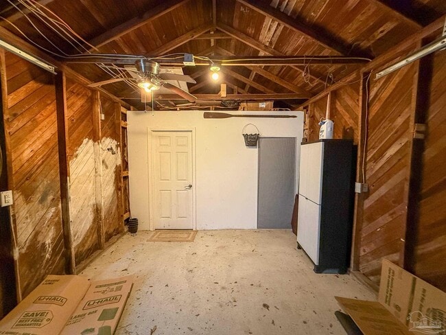 Building Photo - 1970 W Romana St