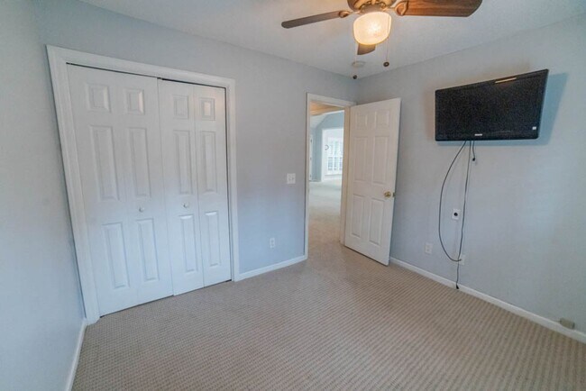 Building Photo - Available Soon!