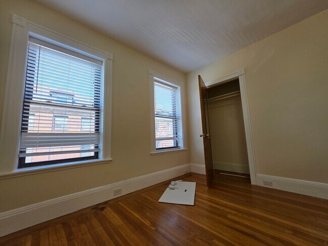 Building Photo - No Brokers Fee, Central Heat/AC, Garage Pa...