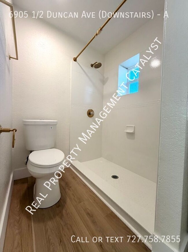 Building Photo - 6905 1/2 Duncan Ave (Downstairs)-A