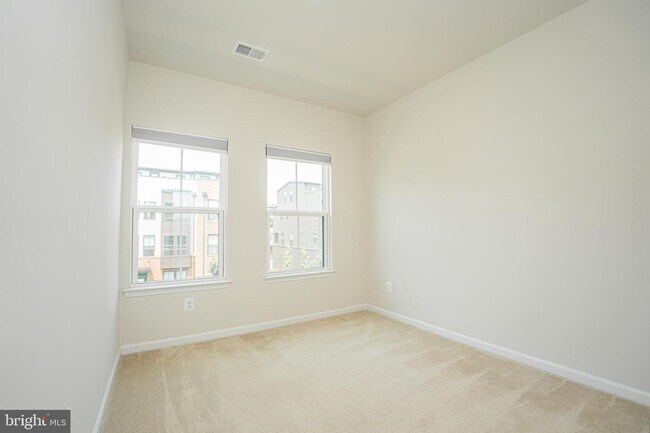Building Photo - 22322 Tees Ter