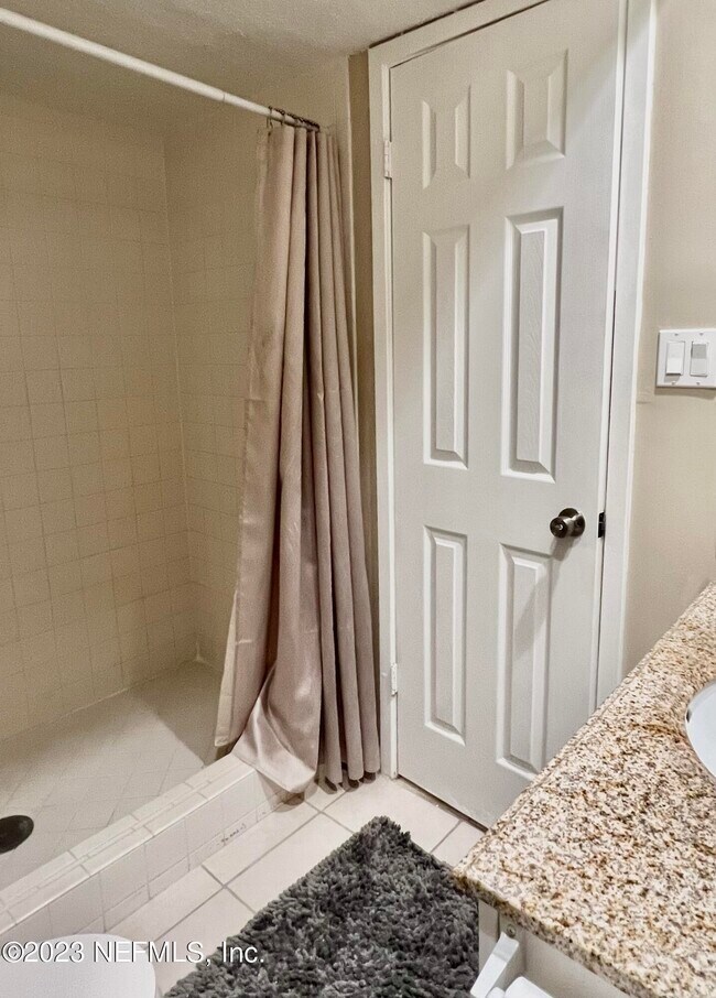 Building Photo - 8797 Como Lake Dr