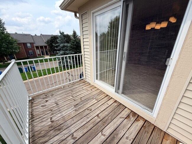 Building Photo - 26201 Chesapeake Cir